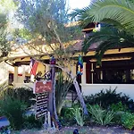 Old Yacht Club Inn