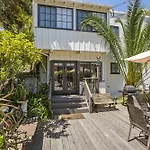 East Beach Retreats