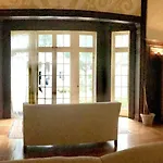 Historic Mansion In Montecito