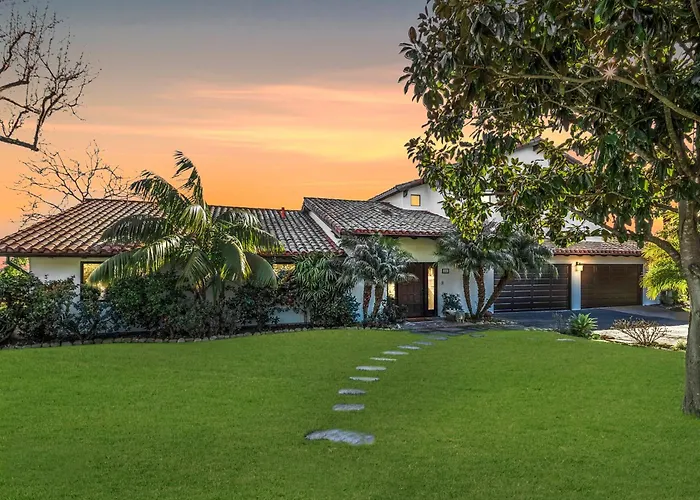 Luxury Home Atop The Hills