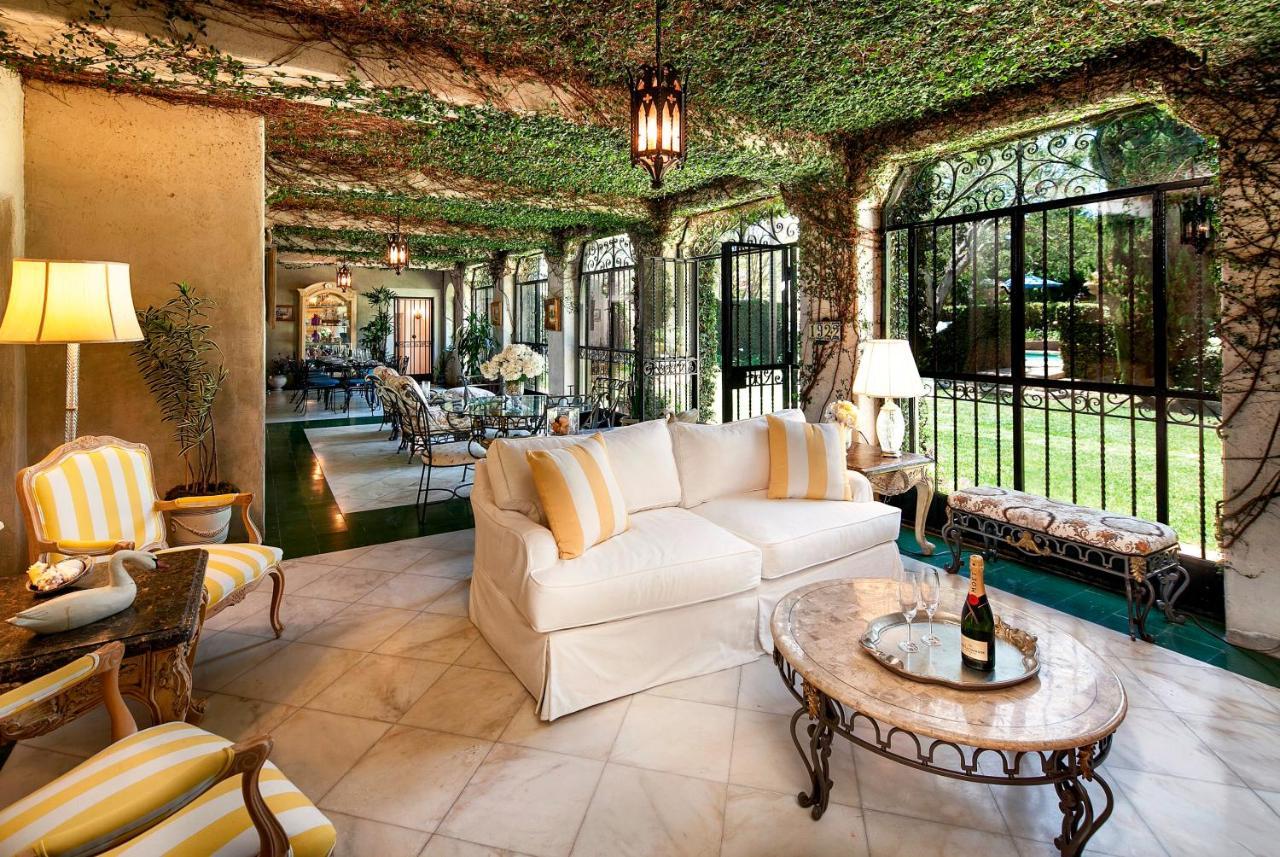Villa Ravenscroft Historic Gated Montecito Estate With Pool & Tennis Court *