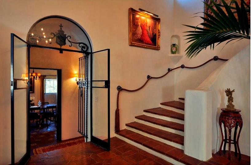 Ravenscroft Historic Gated Montecito Estate With Pool & Tennis Court Villa *