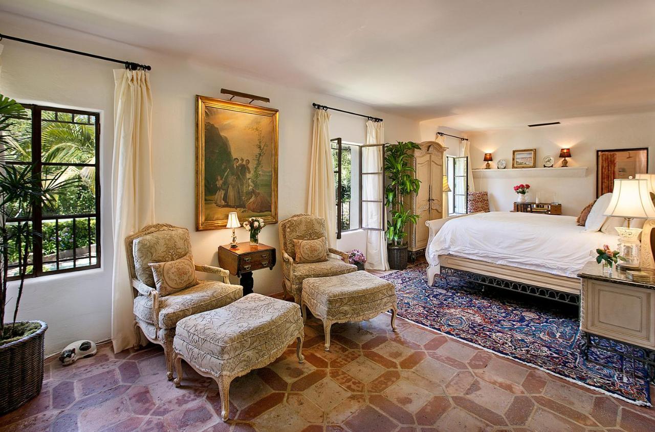 Villa Ravenscroft Historic Gated Montecito Estate With Pool & Tennis Court *