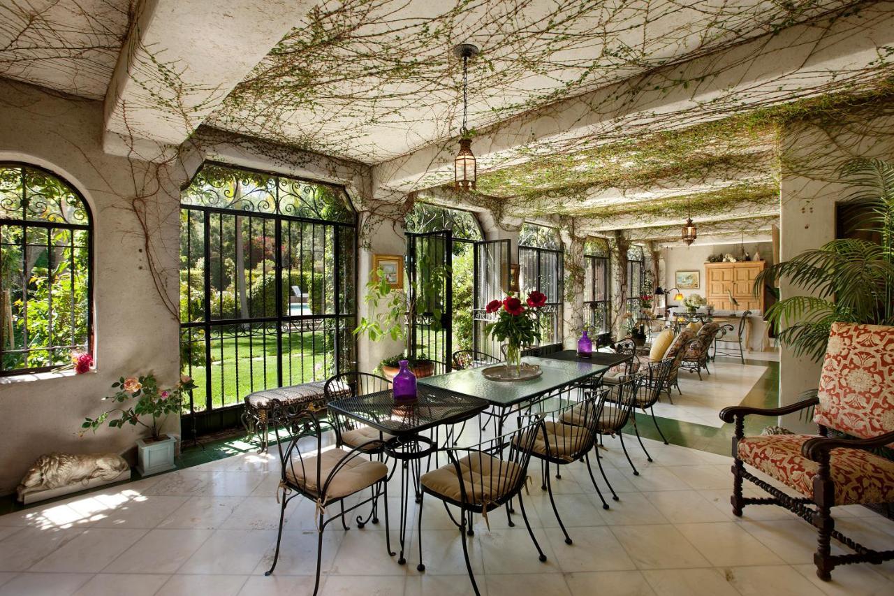 Villa Ravenscroft Historic Gated Montecito Estate With Pool & Tennis Court