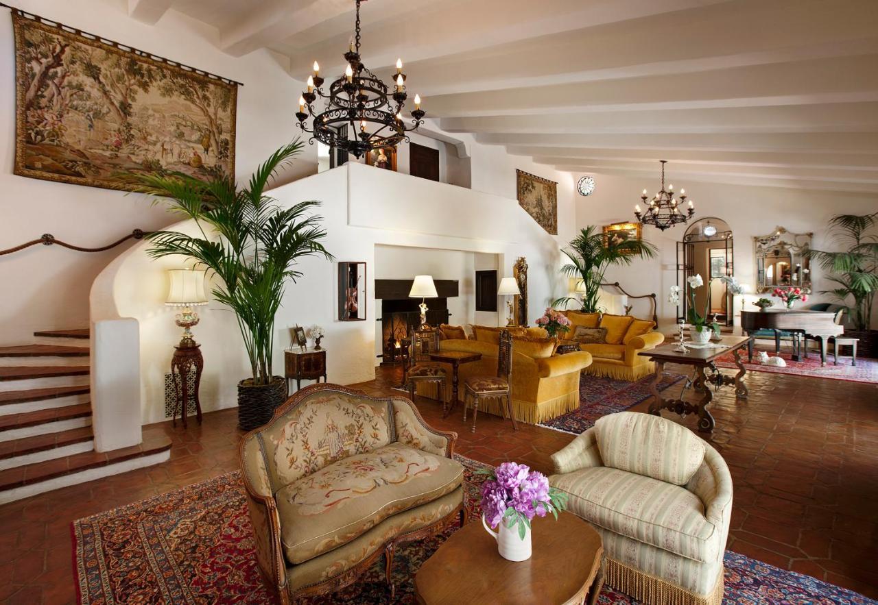 Ravenscroft Historic Gated Montecito Estate With Pool & Tennis Court Villa