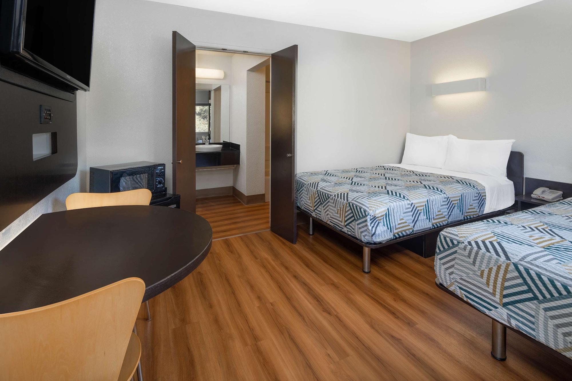 6-santa Barbara, Ca - State Street Hotel 2*