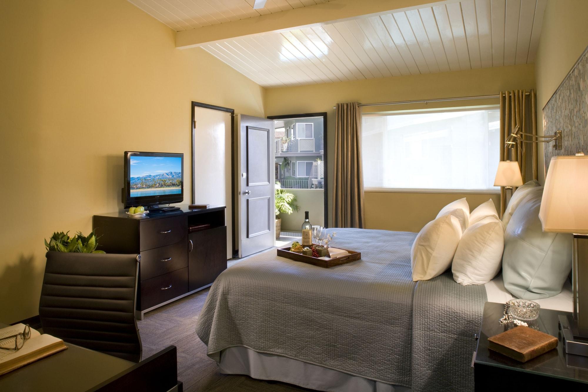 Hotel At East