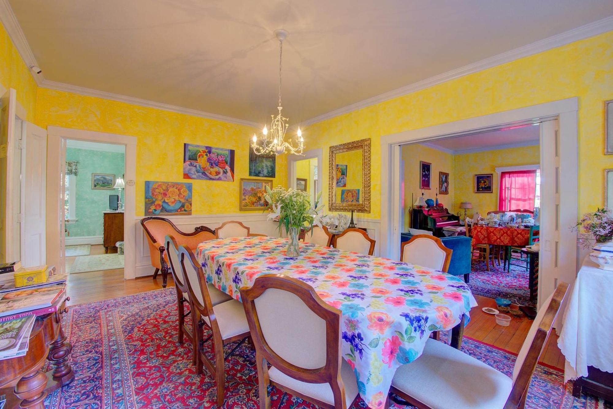 Bed & Breakfast Secret Garden & Santa Barbara