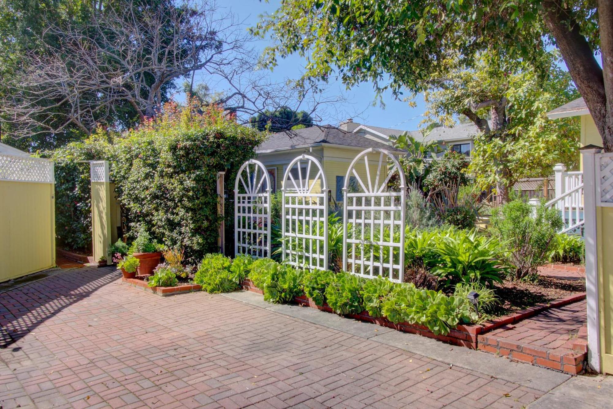 Secret Garden &