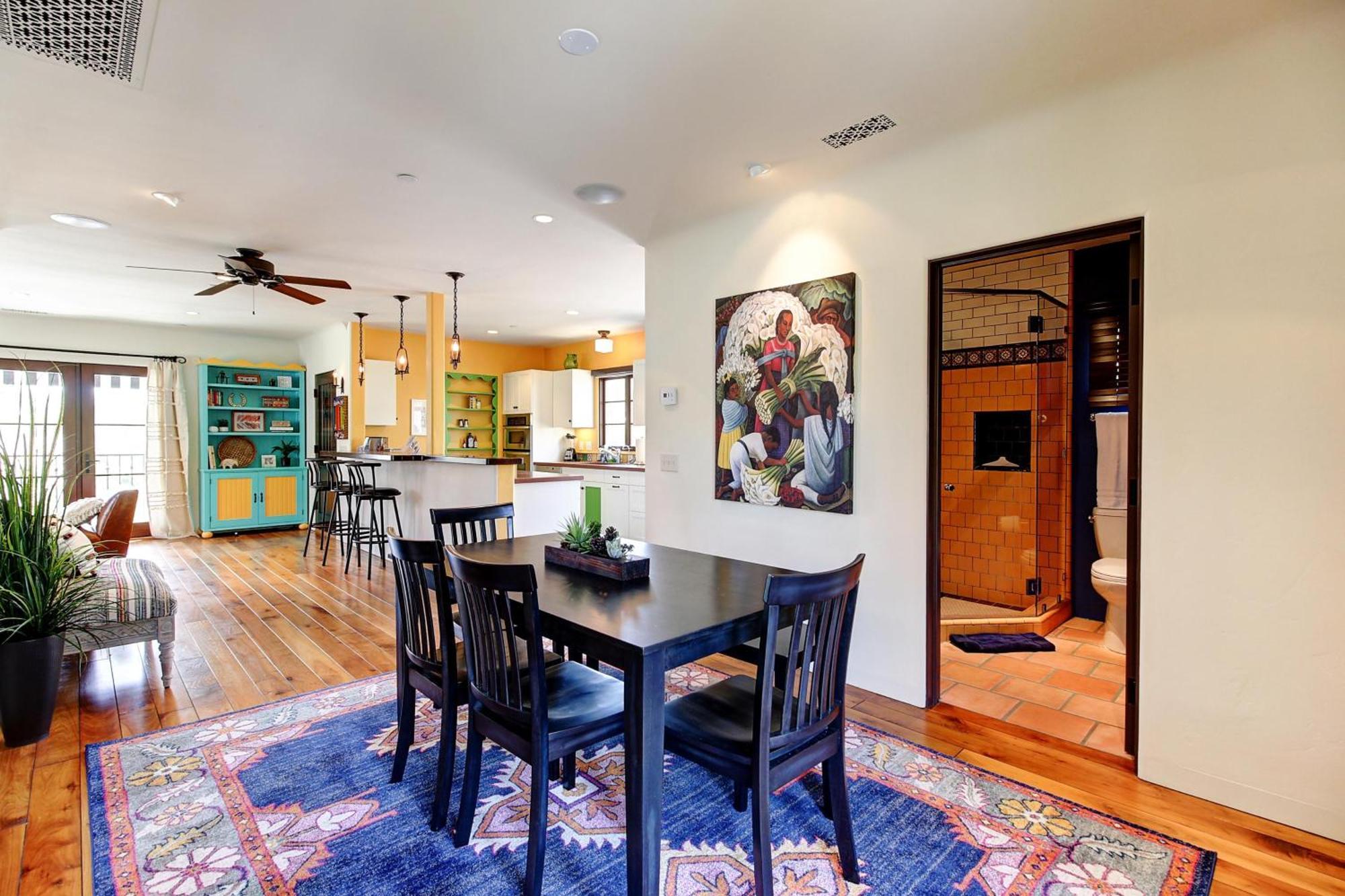 Villa West 6 *