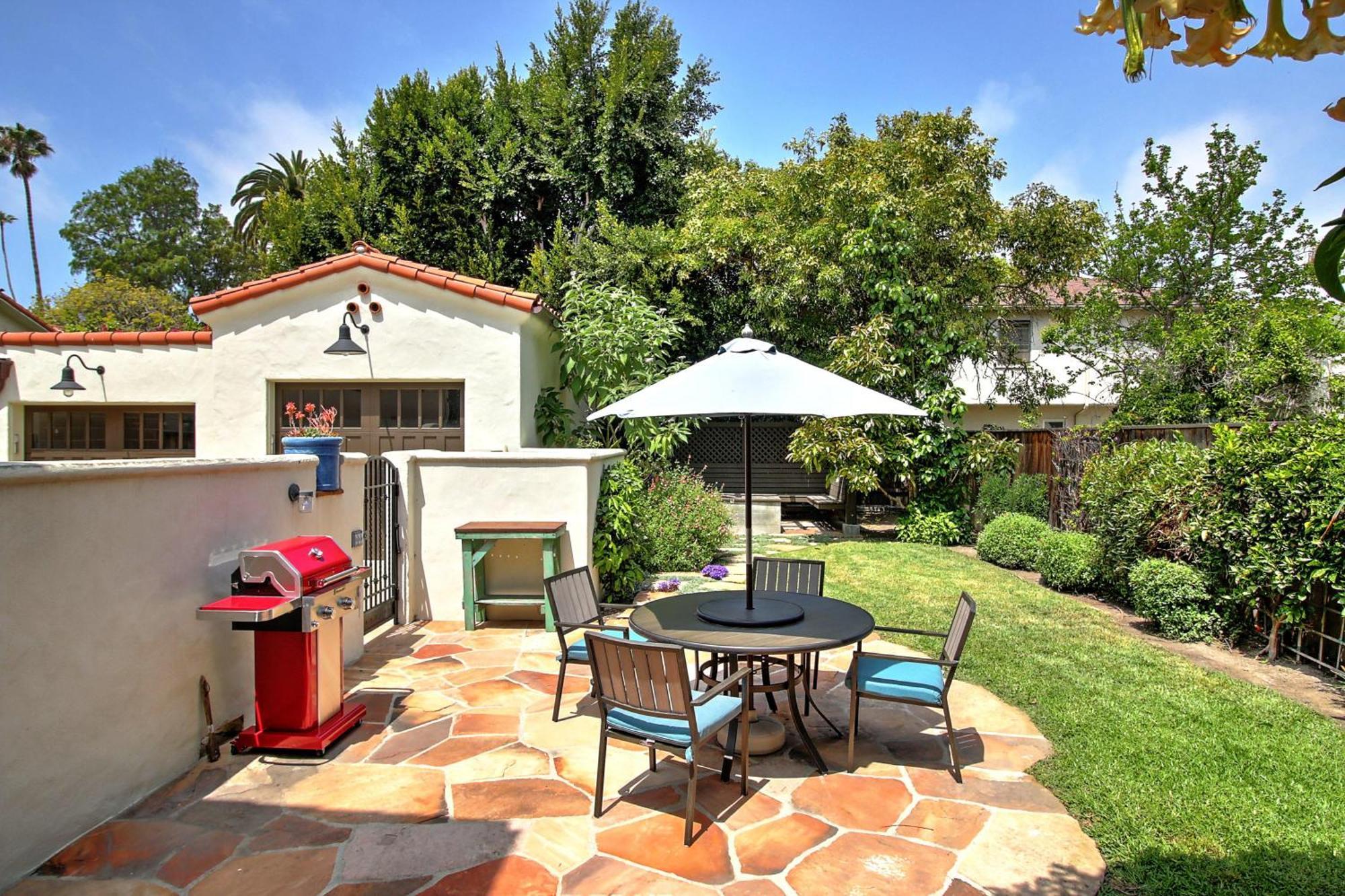 Villa West 5