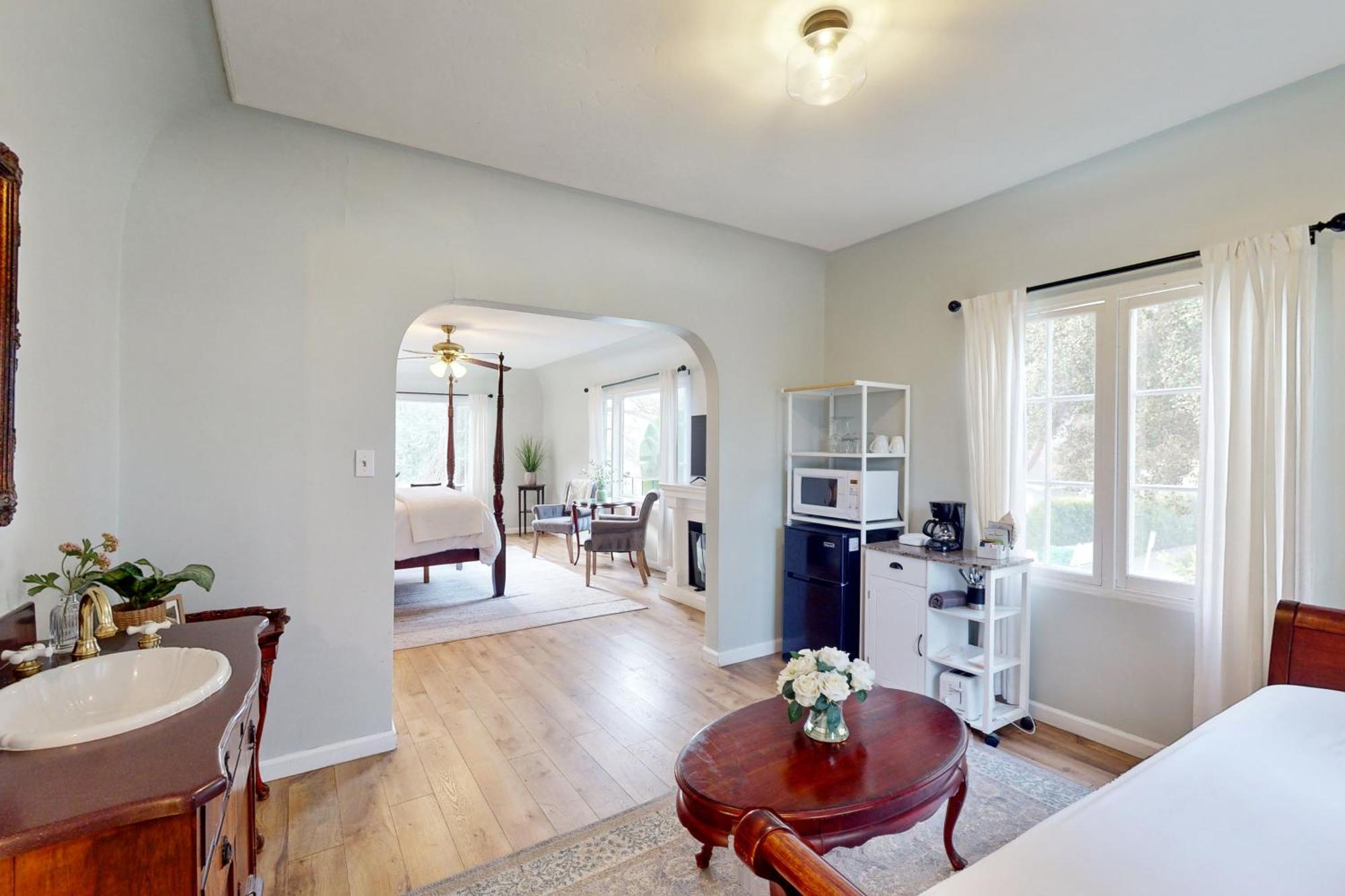 East Retreats Apartment Santa Barbara