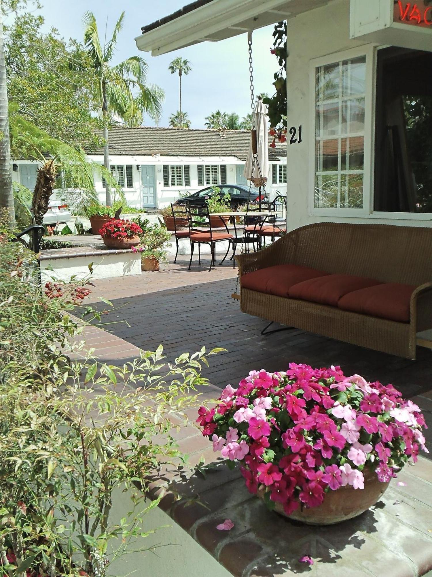 Marina Hotel 3*