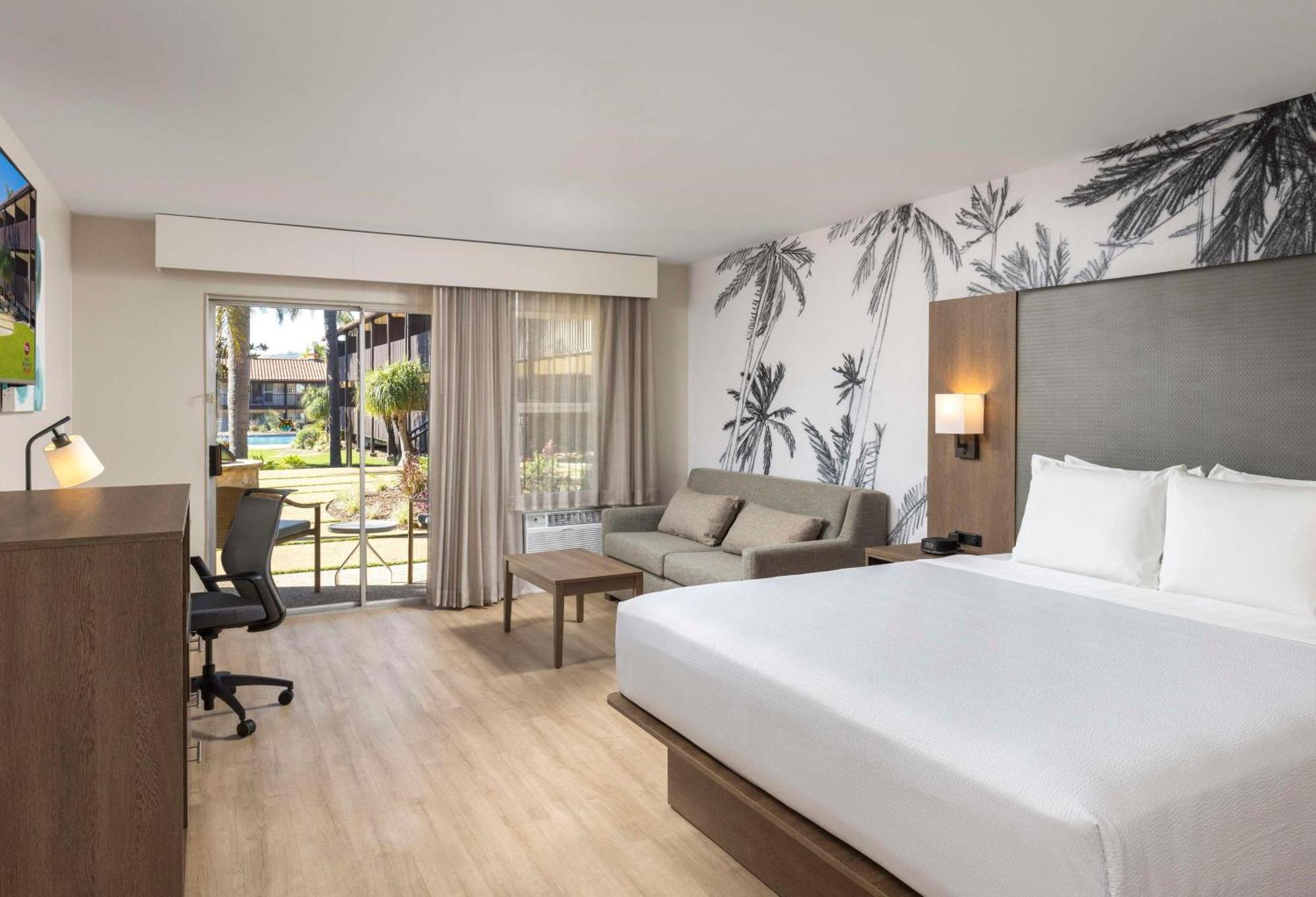Western Pepper Tree Hotel Santa Barbara