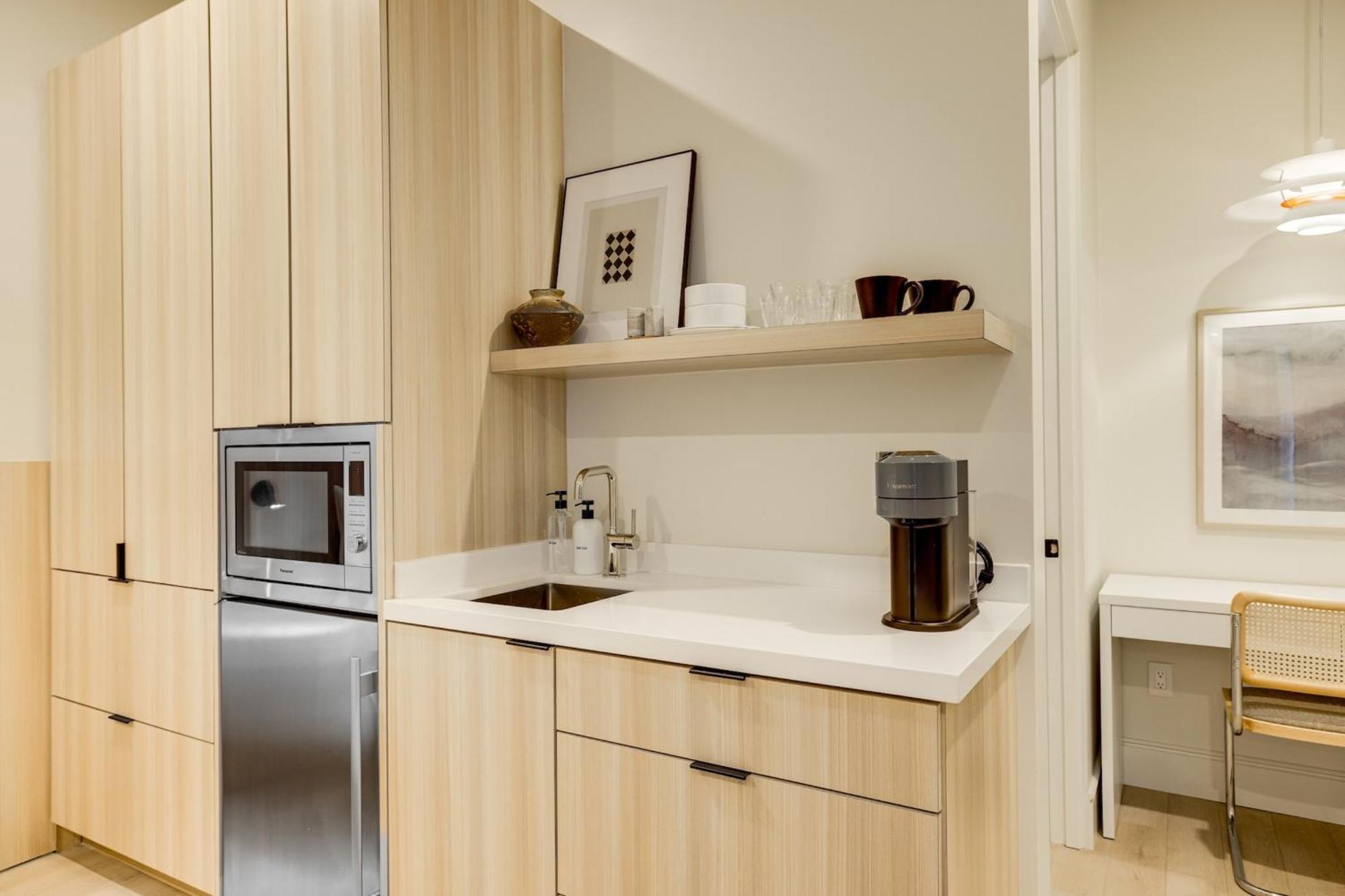 Casa De La Vina - Boutique In Downtown Apartment *