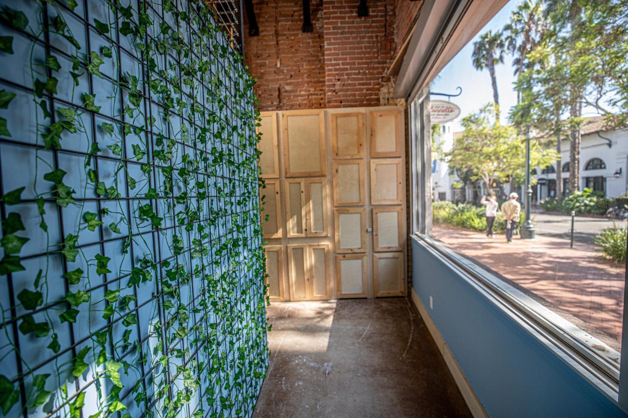 Social - Santa Barbara's First On State Street * Santa Barbara