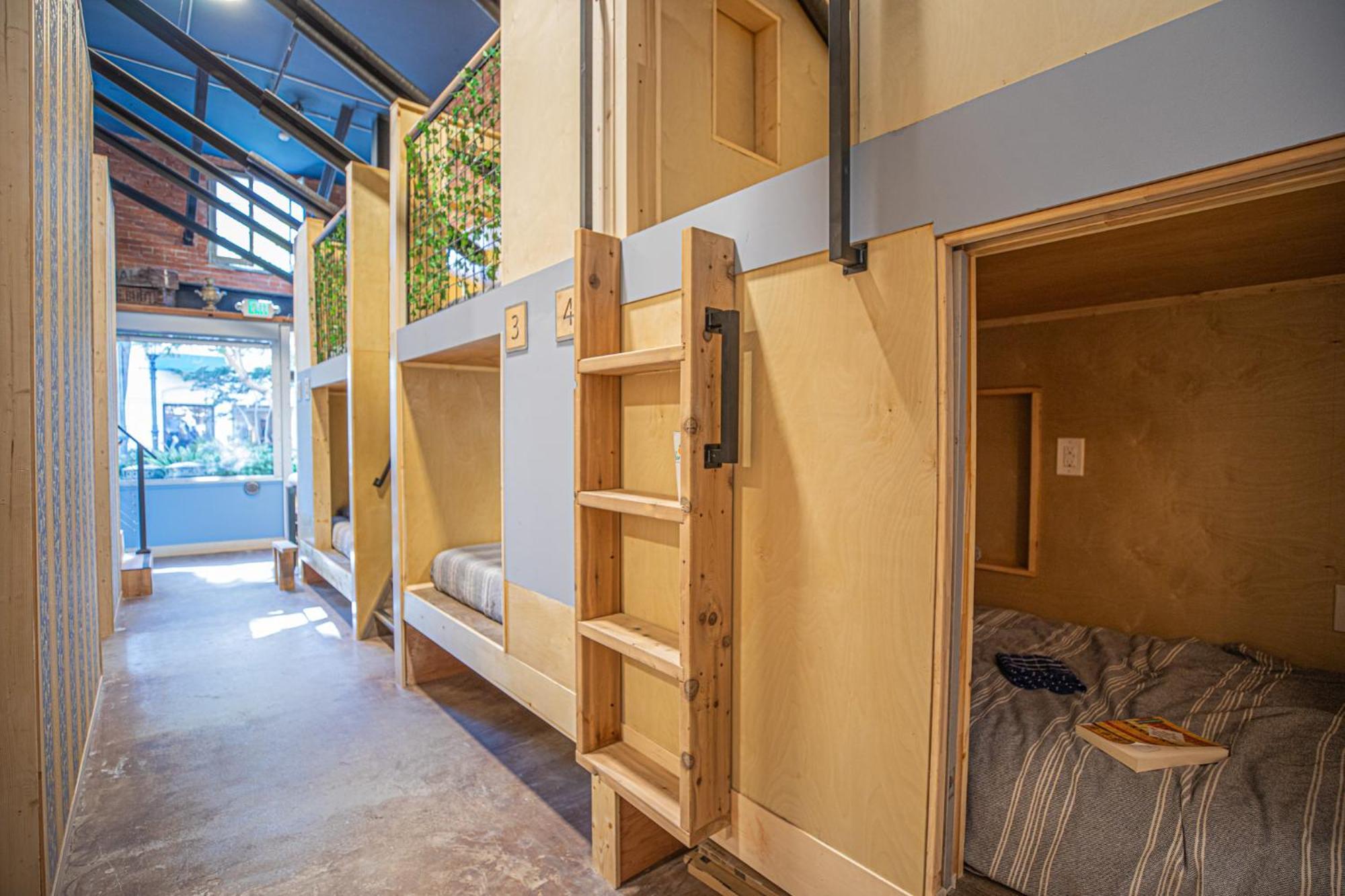 Social - Santa Barbara's First On State Street Hostel