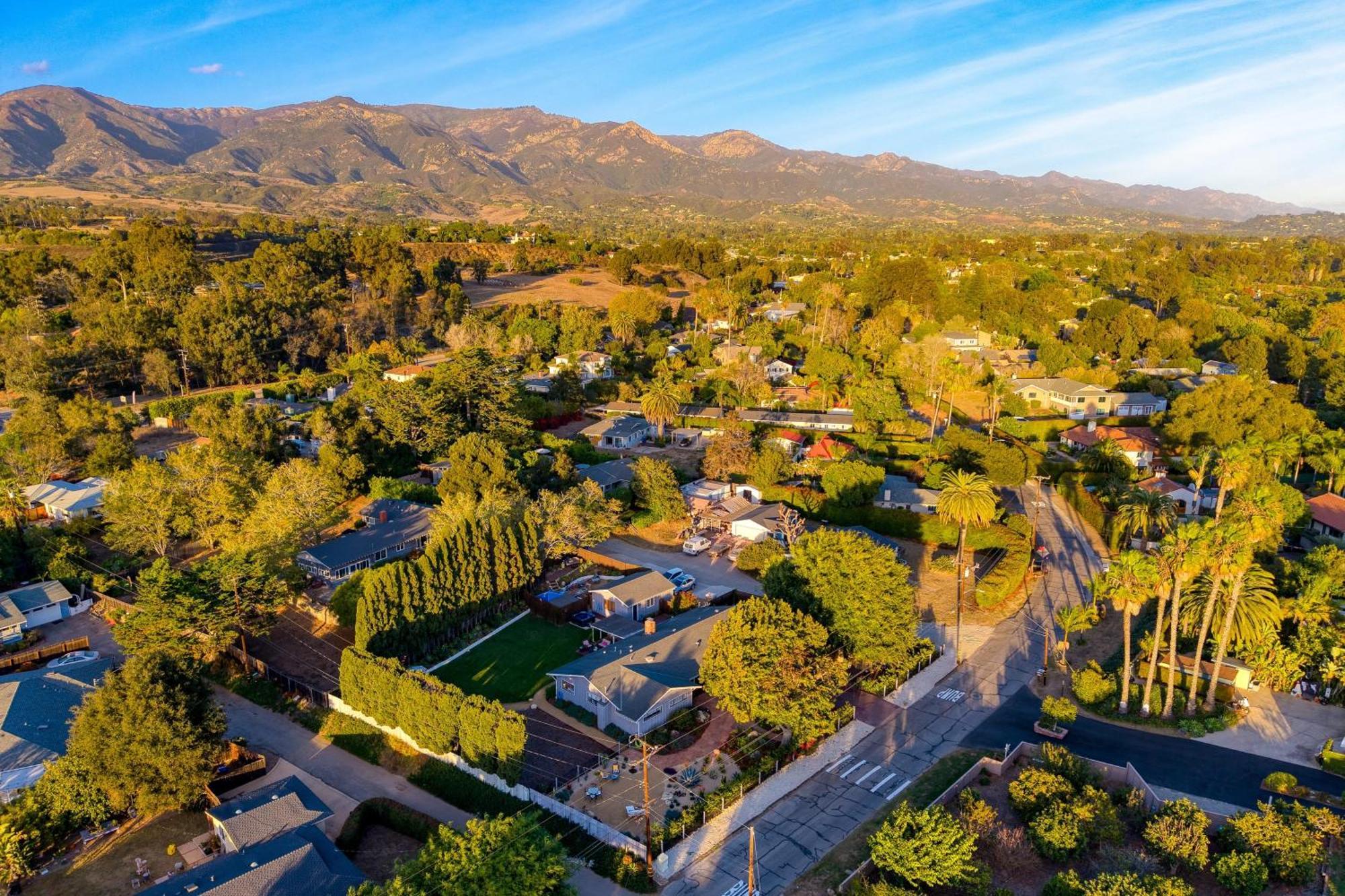 Holiday home Hummingbird Haven By Avantstay Dog-friendly Near The Huge Yardhot Tub