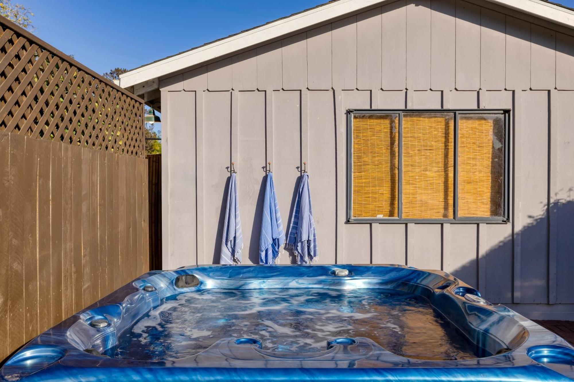 Hummingbird Haven By Avantstay Dog-friendly Near The Huge Yardhot Tub Holiday home Santa Barbara