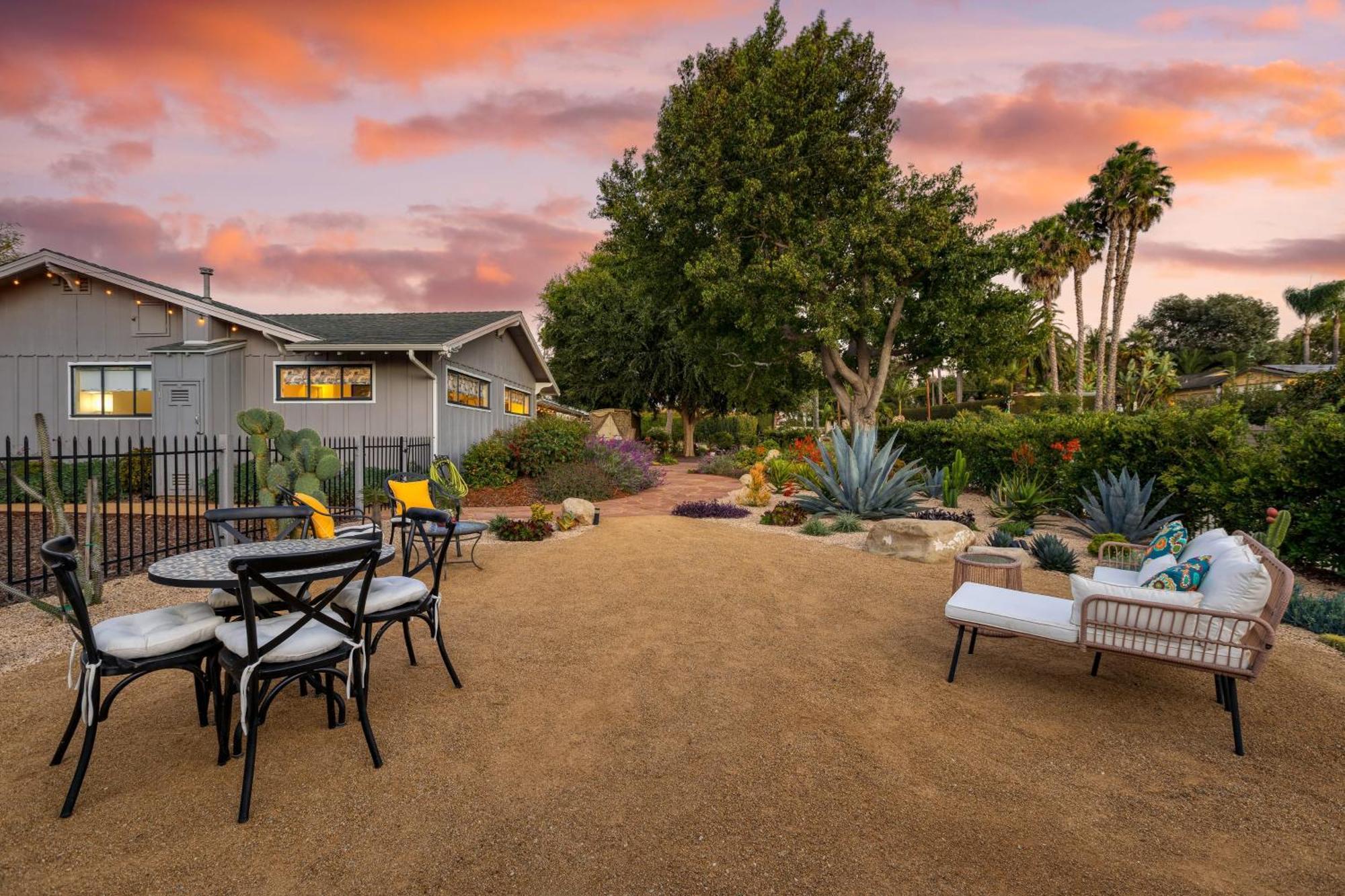Hummingbird Haven By Avantstay Dog-friendly Near The Huge Yardhot Tub Holiday home *