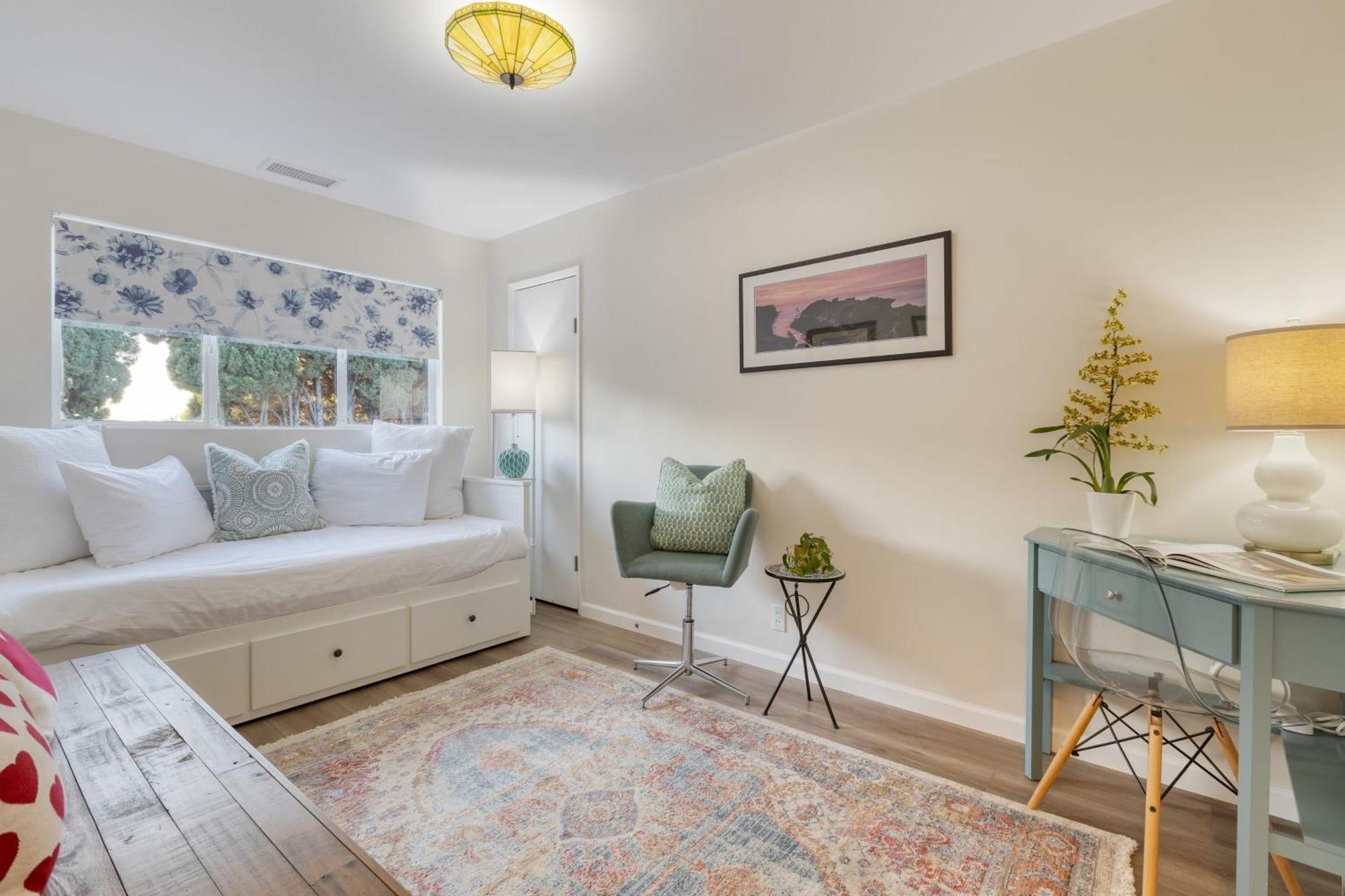 Holiday home Hummingbird Haven By Avantstay Dog-friendly Near The Huge Yardhot Tub *