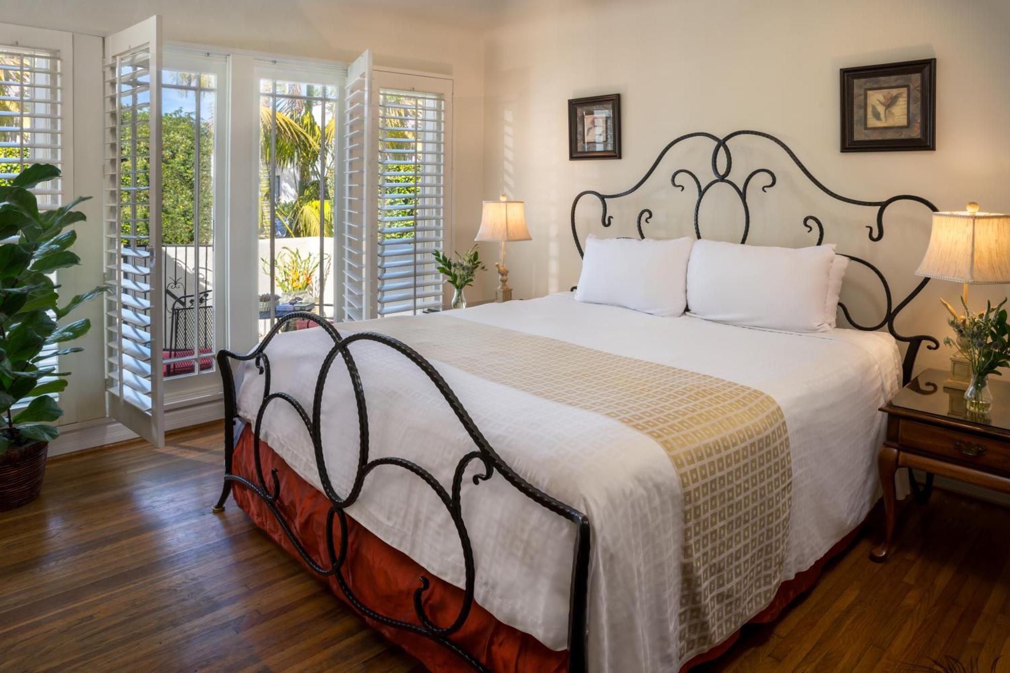 The Eagle Hotel 3*