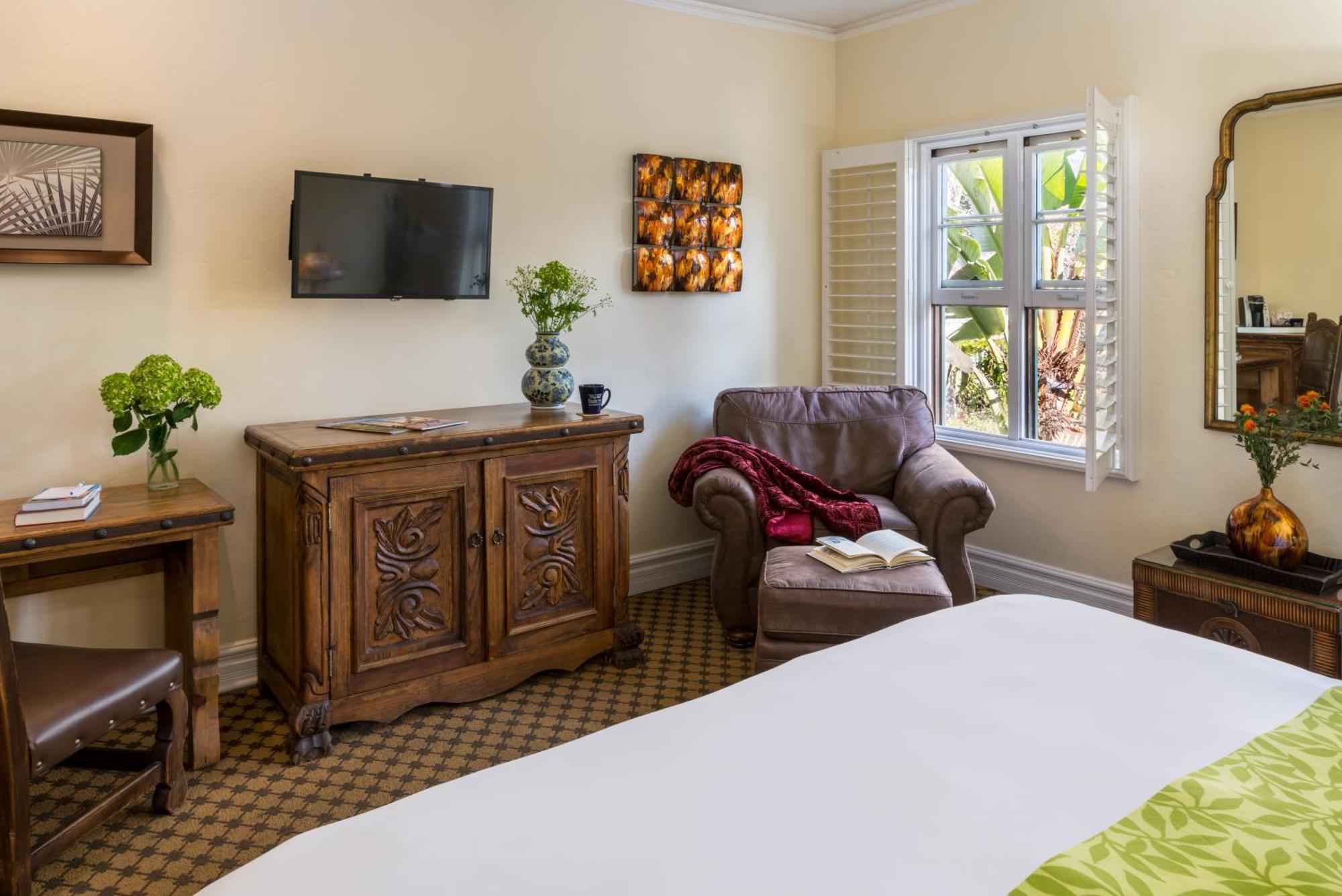 The Eagle Hotel