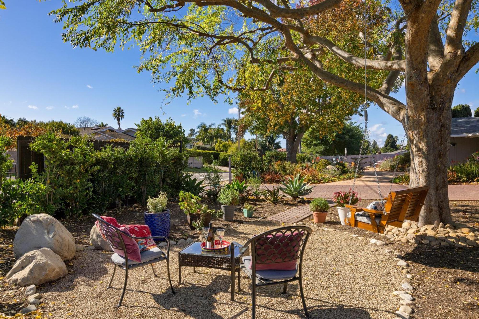 Holiday home Hummingbird Haven By Avantstay Dog-friendly Near The Huge Yardhot Tub