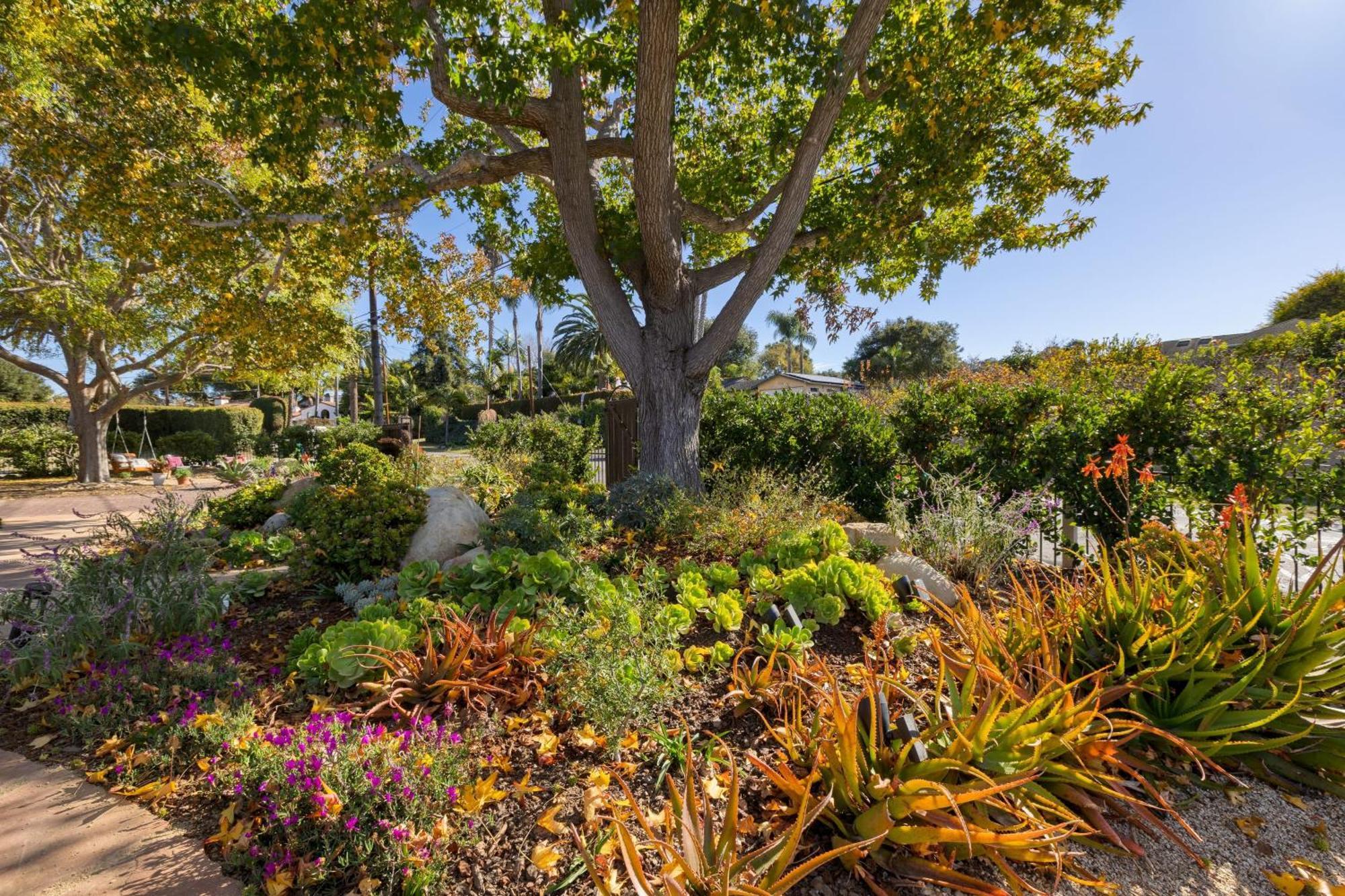 Hummingbird Haven By Avantstay Dog-friendly Near The Huge Yardhot Tub Holiday home *