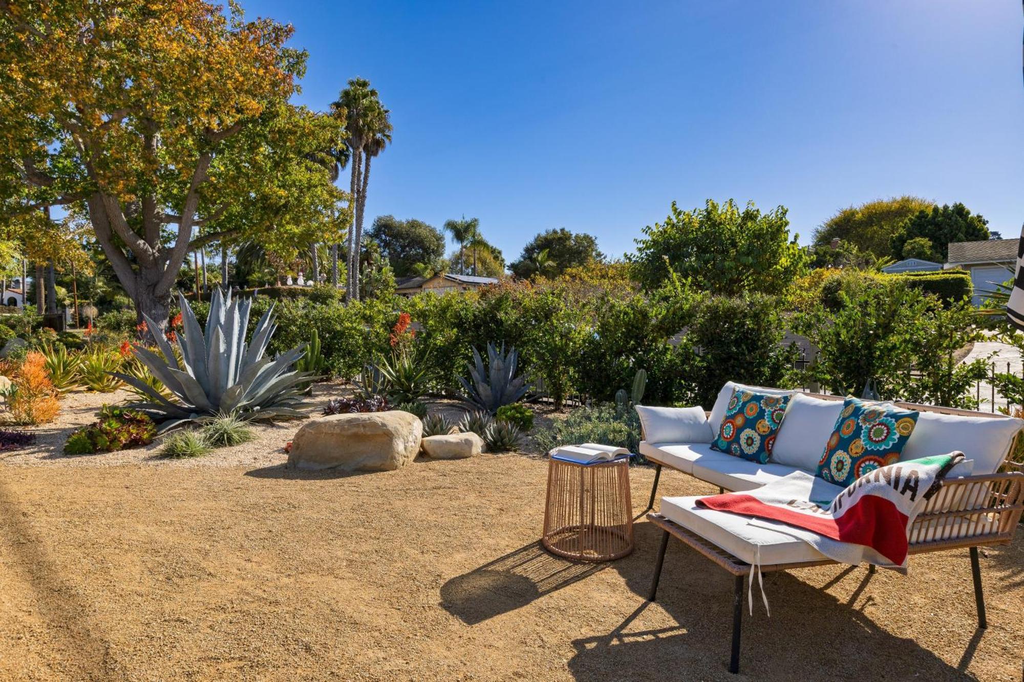 Holiday home Hummingbird Haven By Avantstay Dog-friendly Near The Huge Yardhot Tub Santa Barbara