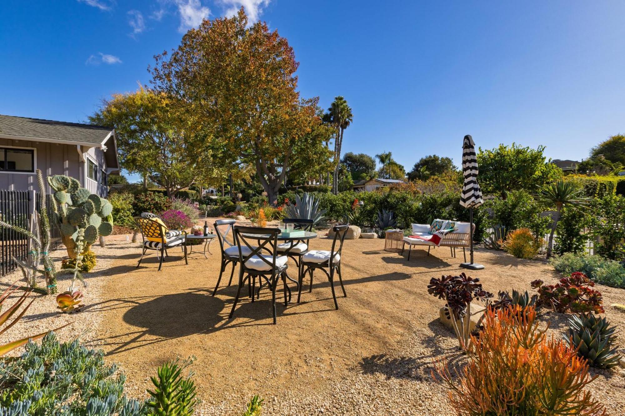Hummingbird Haven By Avantstay Dog-friendly Near The Huge Yardhot Tub Holiday home Santa Barbara