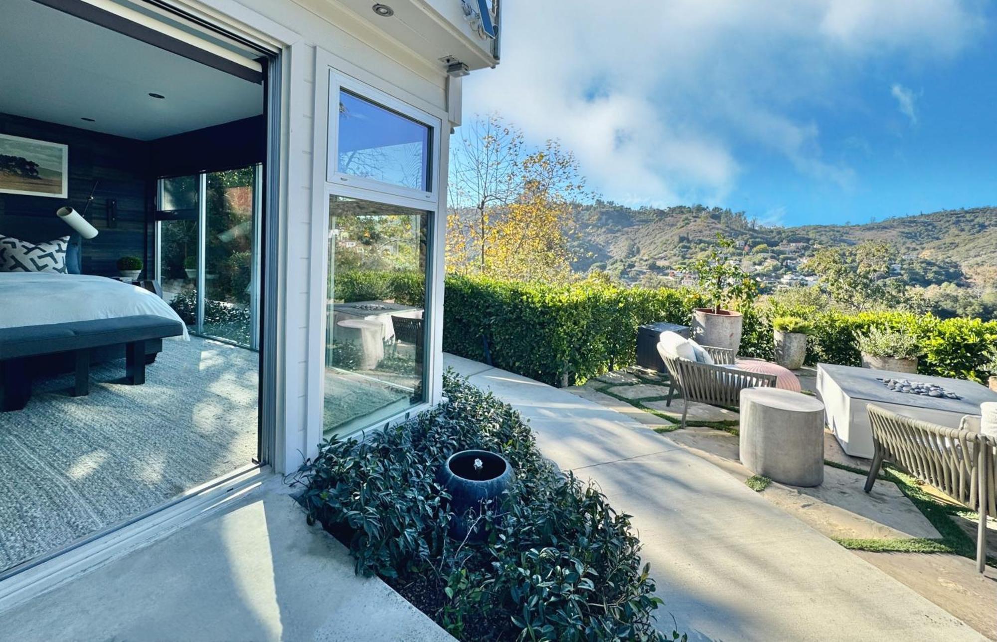Secluded Modern Montecito Retreat Holiday home *