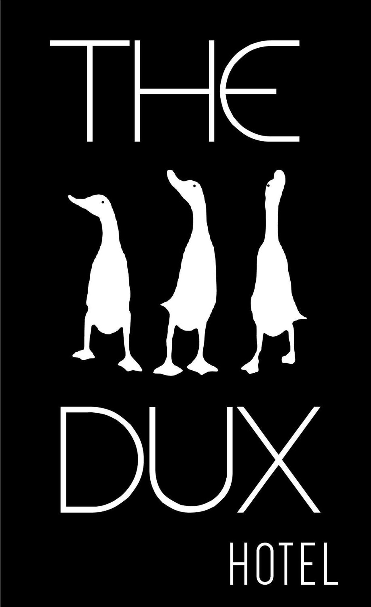 The 3 Dux Santa Barbara