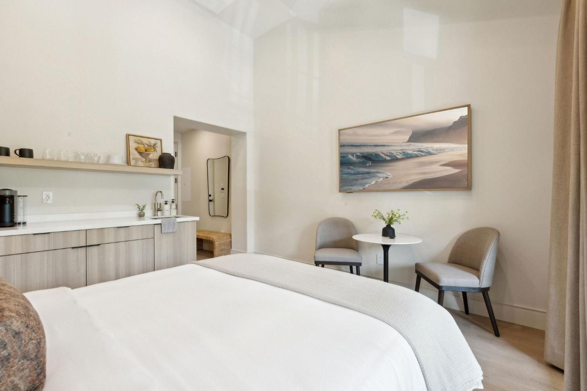 Casa Riviera - Boutique Suites In Downtown Santa Barbara * Santa Barbara