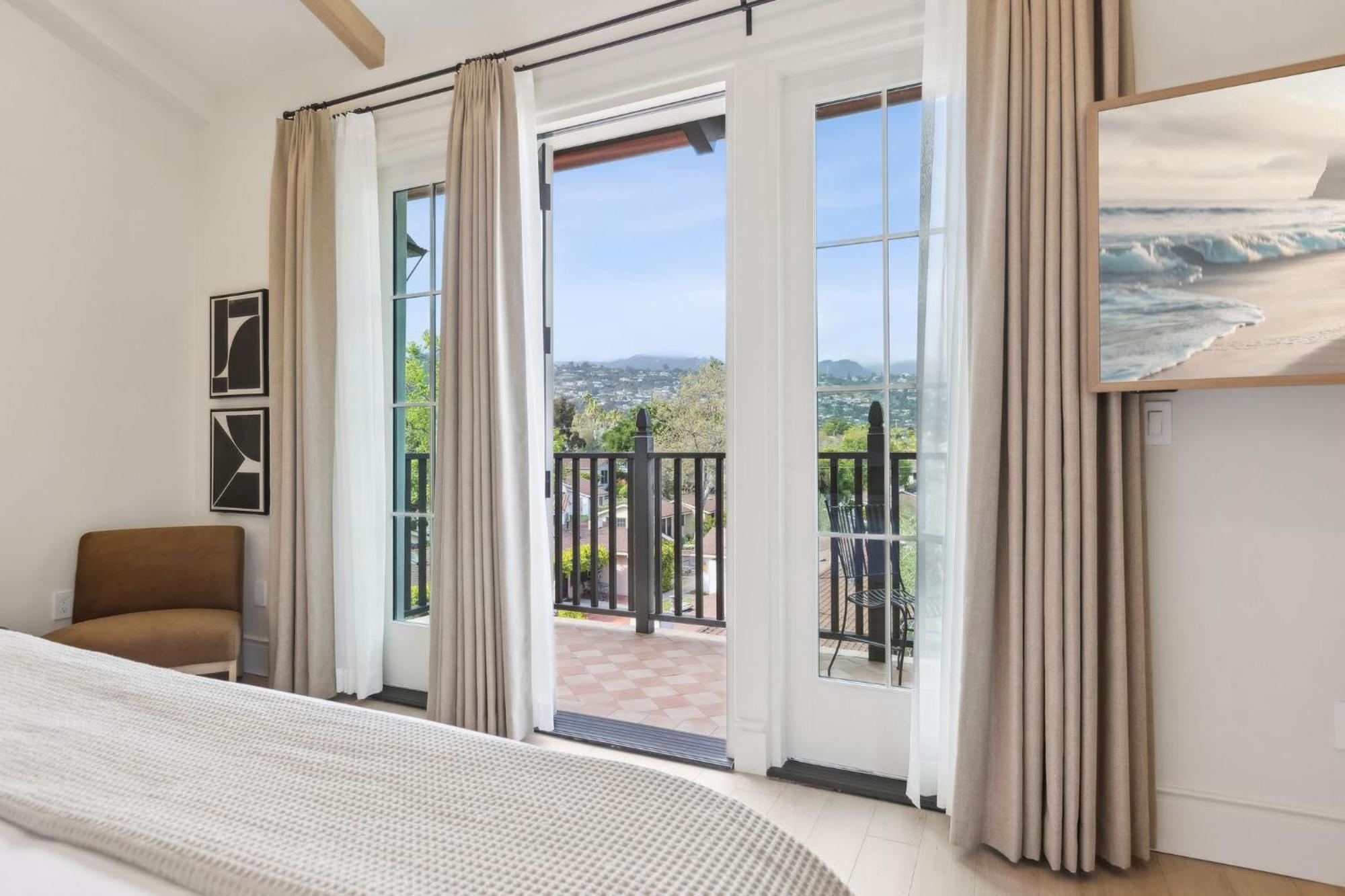 Casa Riviera - Boutique Suites In Downtown Santa Barbara * Santa Barbara