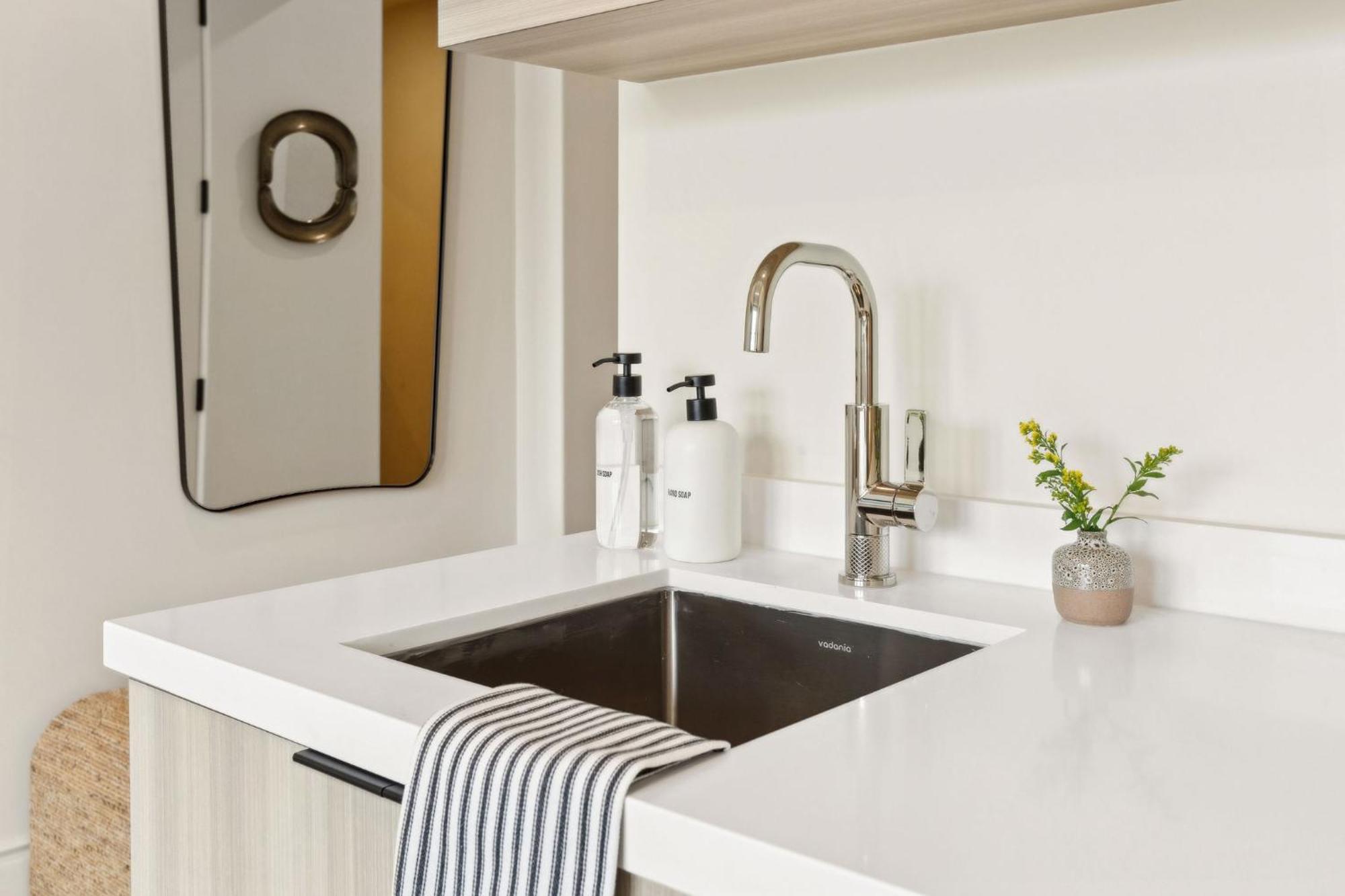 Aparthotel Casa Riviera - Boutique Suites In Downtown Santa Barbara *