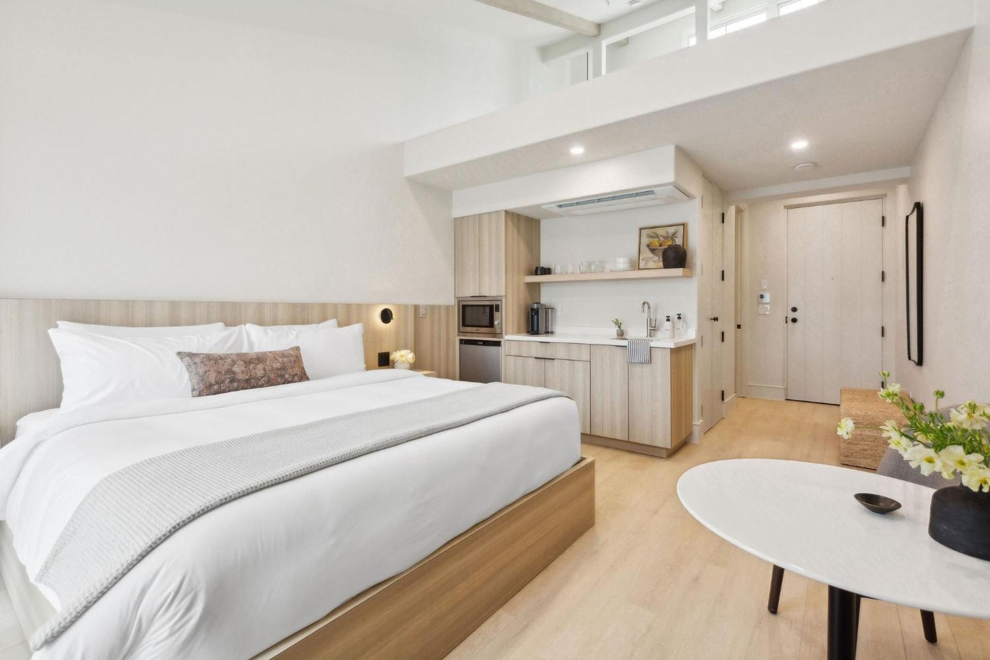 Casa Riviera - Boutique Suites In Downtown Santa Barbara *