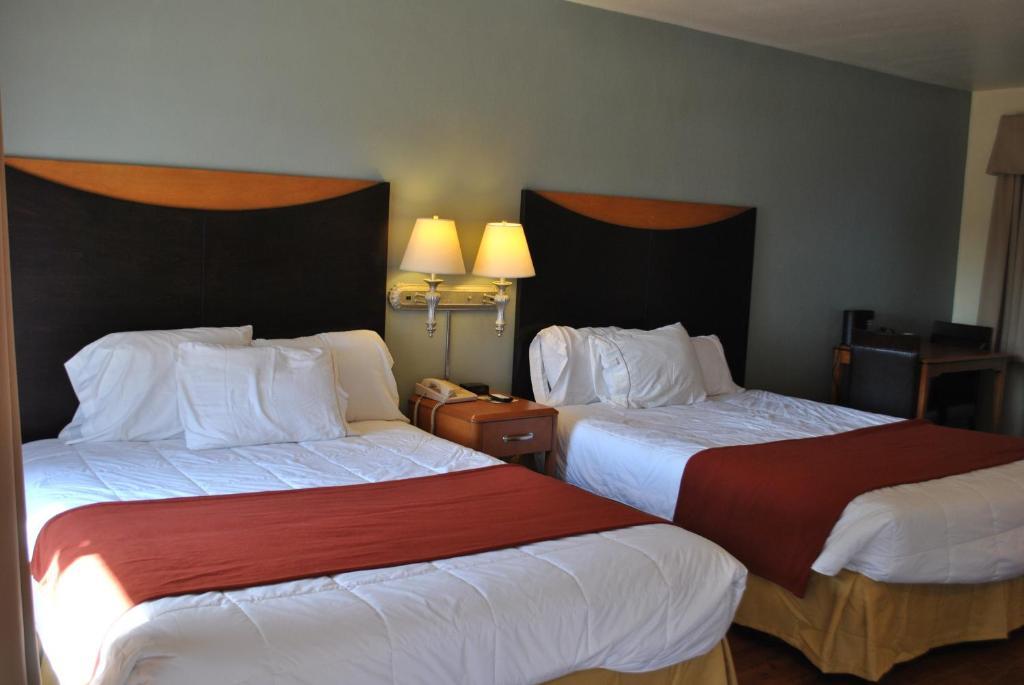 Sunset Motel 2*
