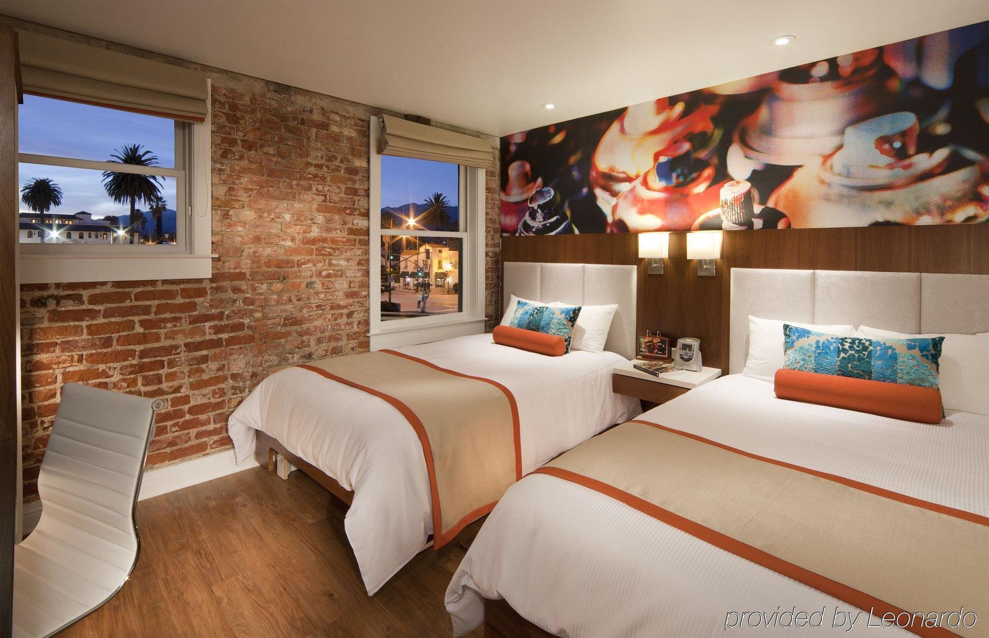 Riviera House Hotel