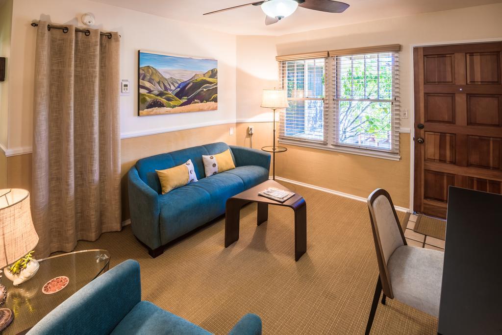 Inn Harbor House 3*