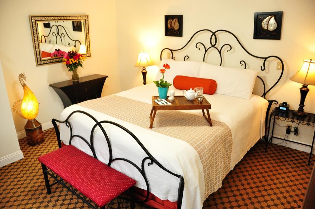 Hotel The Eagle 3*