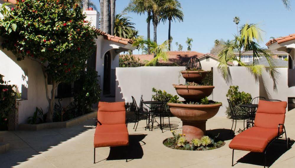 Inn Casa Del Mar 3*