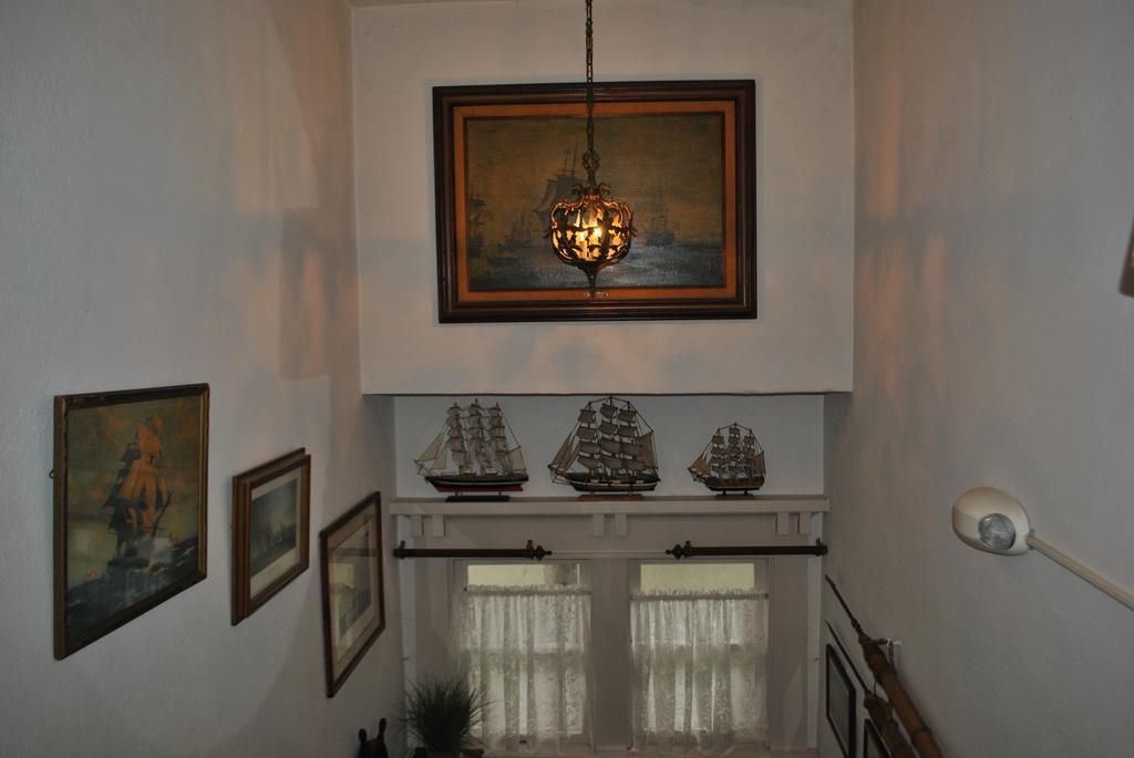 Old Yacht Club Holiday home Santa Barbara