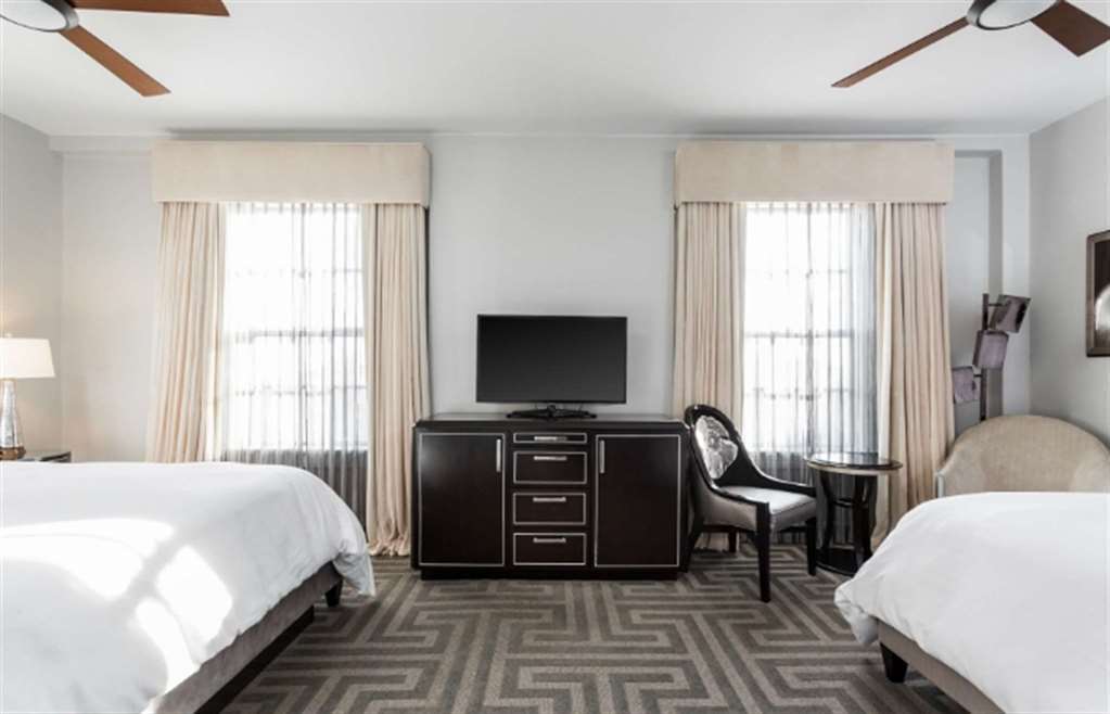 Montecito Hotel