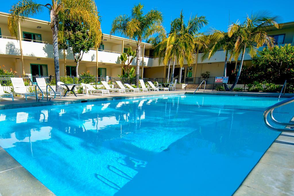 Lemon Tree Hotel