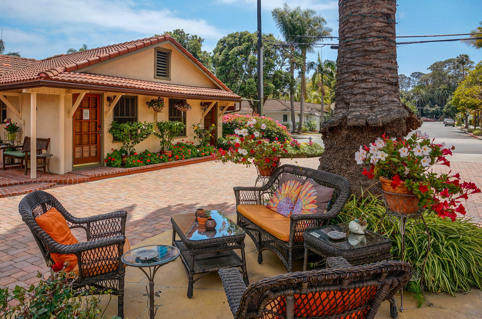 Inn Harbor House 3*