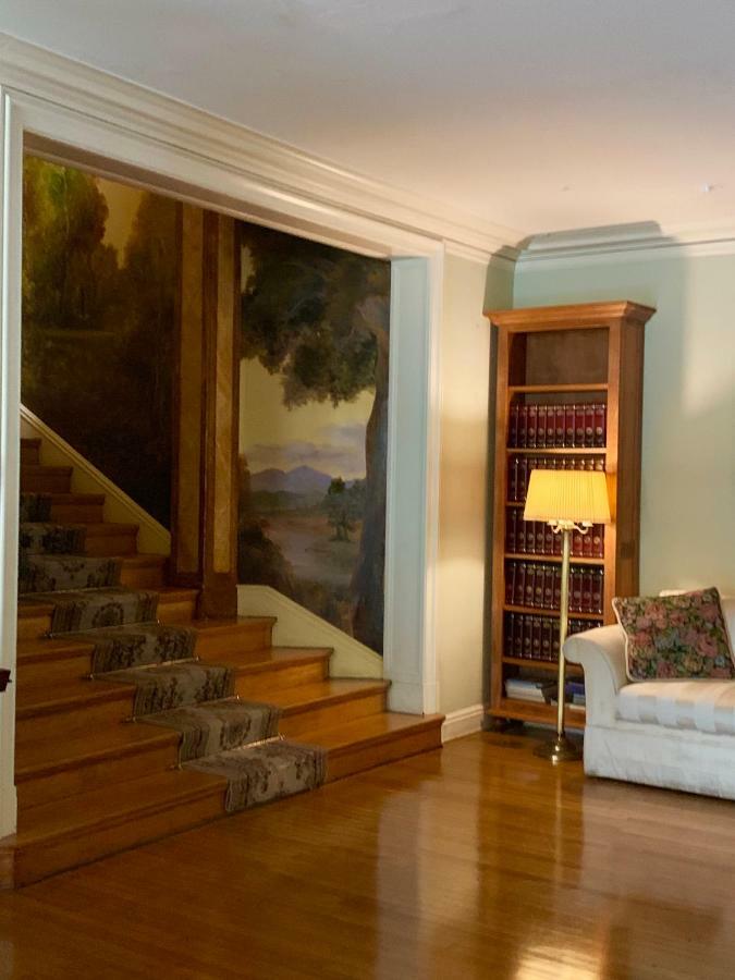 Historic Mansion In Montecito Santa Barbara