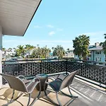 Pacific Crest Hotel Santa Barbara