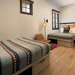 Moxy Santa Barbara