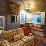 Simpson House Inn